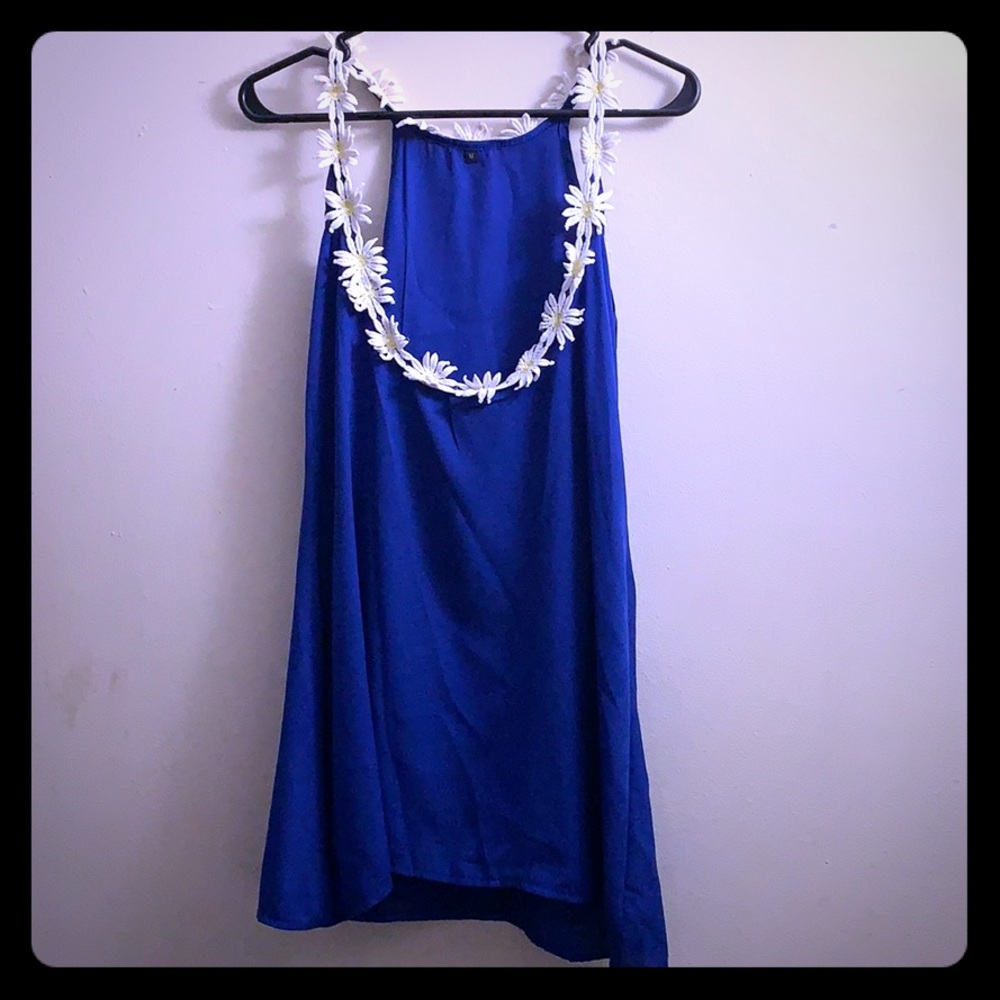 Blue dress with daisy neck